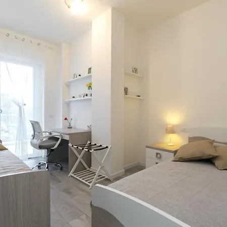 Kibilu - Via Del Nebbiolo * Řím